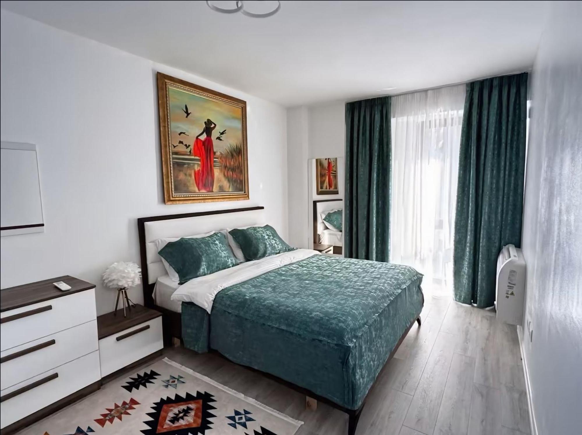 Appartamento Modern Glam Duplex Tirana